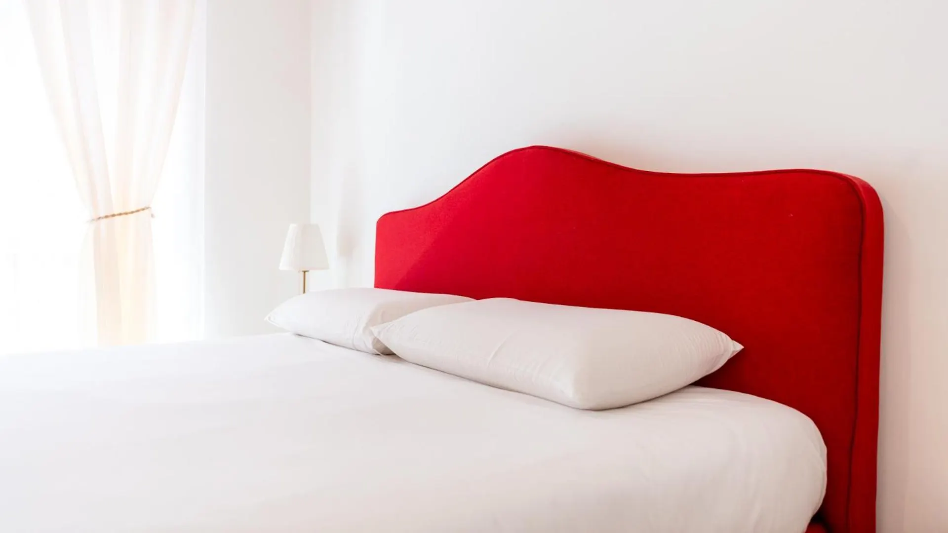 Tombolata Hotel Naples 0*,  Italy